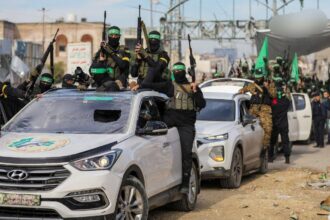 بالفيديو انتشار كبير لعناصر كتائب القسام في ميدان فلسطين