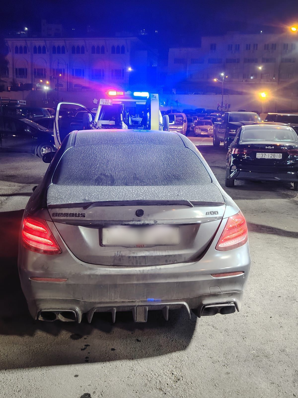 عاجل... الأمن يضبط المركبة آلتي ظهرت بفيديو بحالة تفحيط على إشارة المنهل
