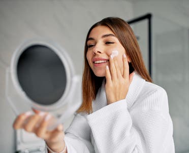 الصيام التجميلي: هل هو الحل الأمثل لبشرة صحية أم مجرد توجه مؤقت؟