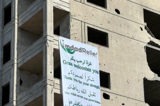غزة تستقبل النازحين بعبارات مؤثرة وأمل في العودة