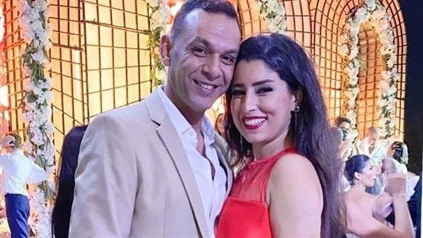 محمد عز العرب يوجه استغاثة بعد منعه من رؤية أطفاله منذ عام