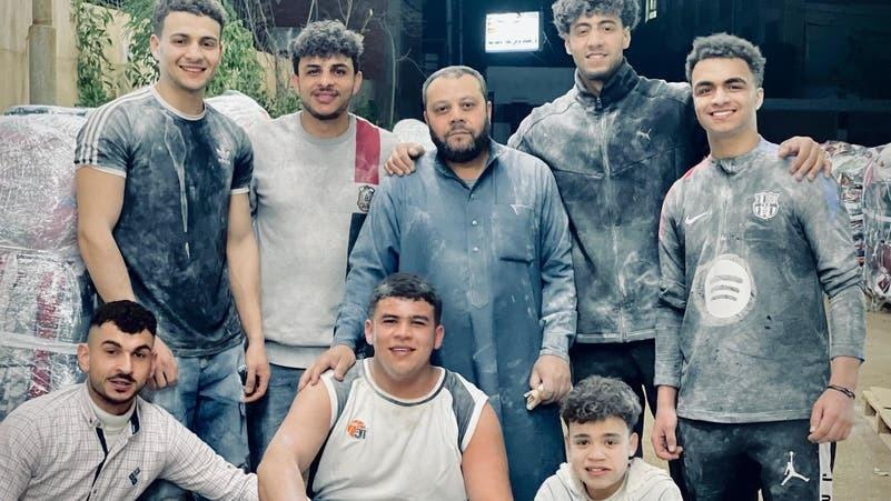 قرية مصرية تتبرع بـ 8 شاحنات لاهالي غزة
