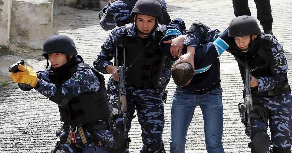 عاجل||أجهزة السلطة تعتقل المطارد أحمد أبو عميرة في جنين