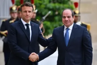 السيسي وماكرون يدعوان لتنفيذ حل الدولتين