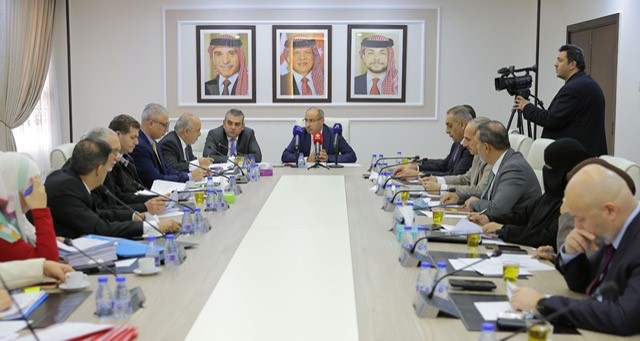 صورة حول : "مالية النواب" تناقش تقارير ديوان المحاسبة مع وزارتي التربية والتعليم والتعليم العالي "مالية النواب" تناقش تقارير ديوان المحاسبة مع وزارتي التربية والتعليم والتعليم العالي