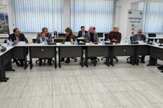 اللجنة الإدارية في مجلس الأعيان تزور معهد الإدارة العامة وتناقش تطوير قدرات القطاع العام