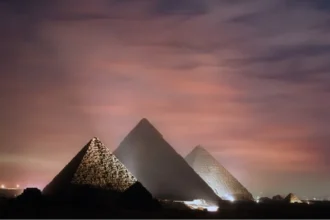 اكتشافات جديدة تعيد كتابة تاريخ الأهرامات