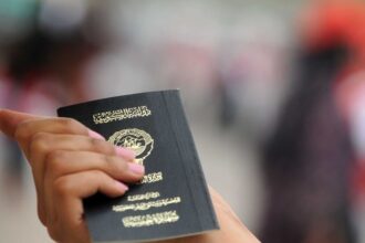 الكويت تسحب الجنسية من 9464 شخصاً