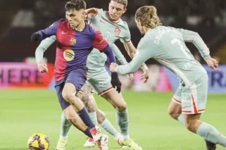 نصف نهائي حاسم بين برشلونة وأتلتيكو مدريد