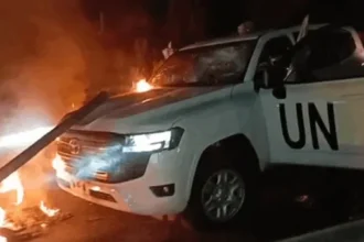 الرئيس اللبناني يدين الاعتداء على موكب نائب قائد "اليونيفيل"