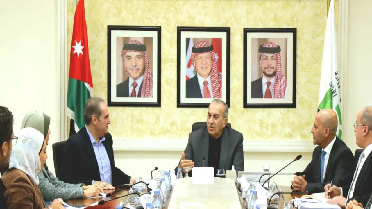 إنجاز 28% من توسعة مستشفى الأميرة إيمان بدير علا
