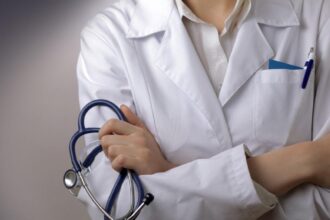 جدل حول تعليمات التدريب المحلي للأطباء المقيمين لعام 2025