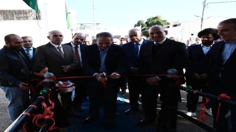 وزير الصحة يفتتح قسم الطب الطبيعي والتأهيل في مستشفى أبي عبيدة بالأغوار الشمالية