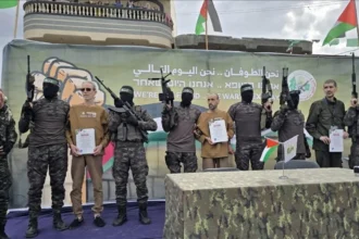 القسام : نؤكد الاستمرار بتطبيق الاتفاق