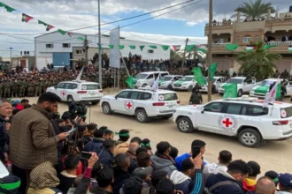 حماس والجهاد تسلمان محتجزين إسرائيليين ضمن الدفعة السادسة