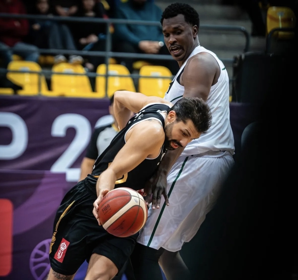 المنتخب الوطني يفوز على السعودية 78-68 في كرة السلة