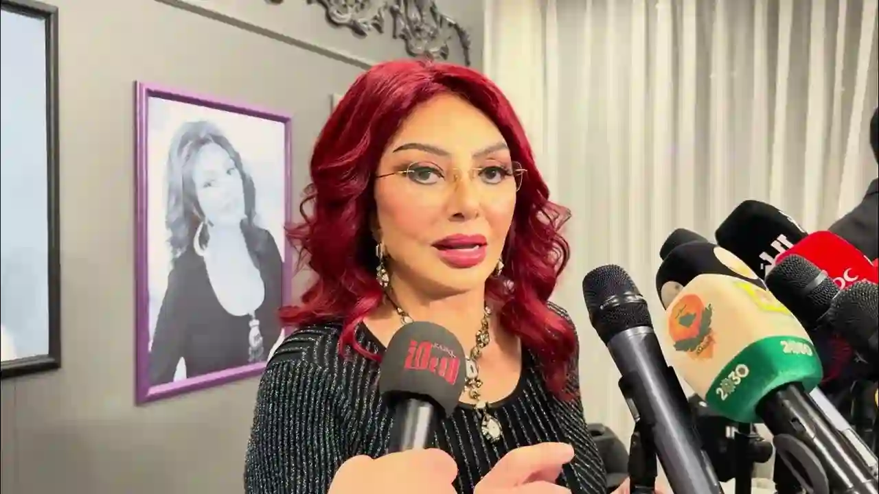 نبيلة عبيد ترد على شائعات خطوبتها من المنتج خالد راجح