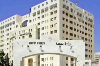 اتفاق ينهي إضراب الممرضين ويضمن صرف المستحقات المالية