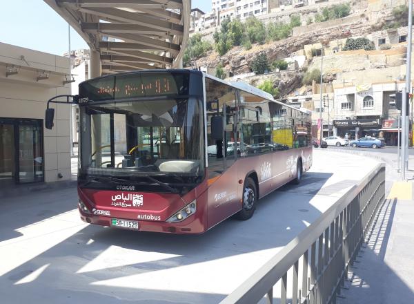 تأخير في ساعات عمل باص عمّان بسبب الظروف الجوية
