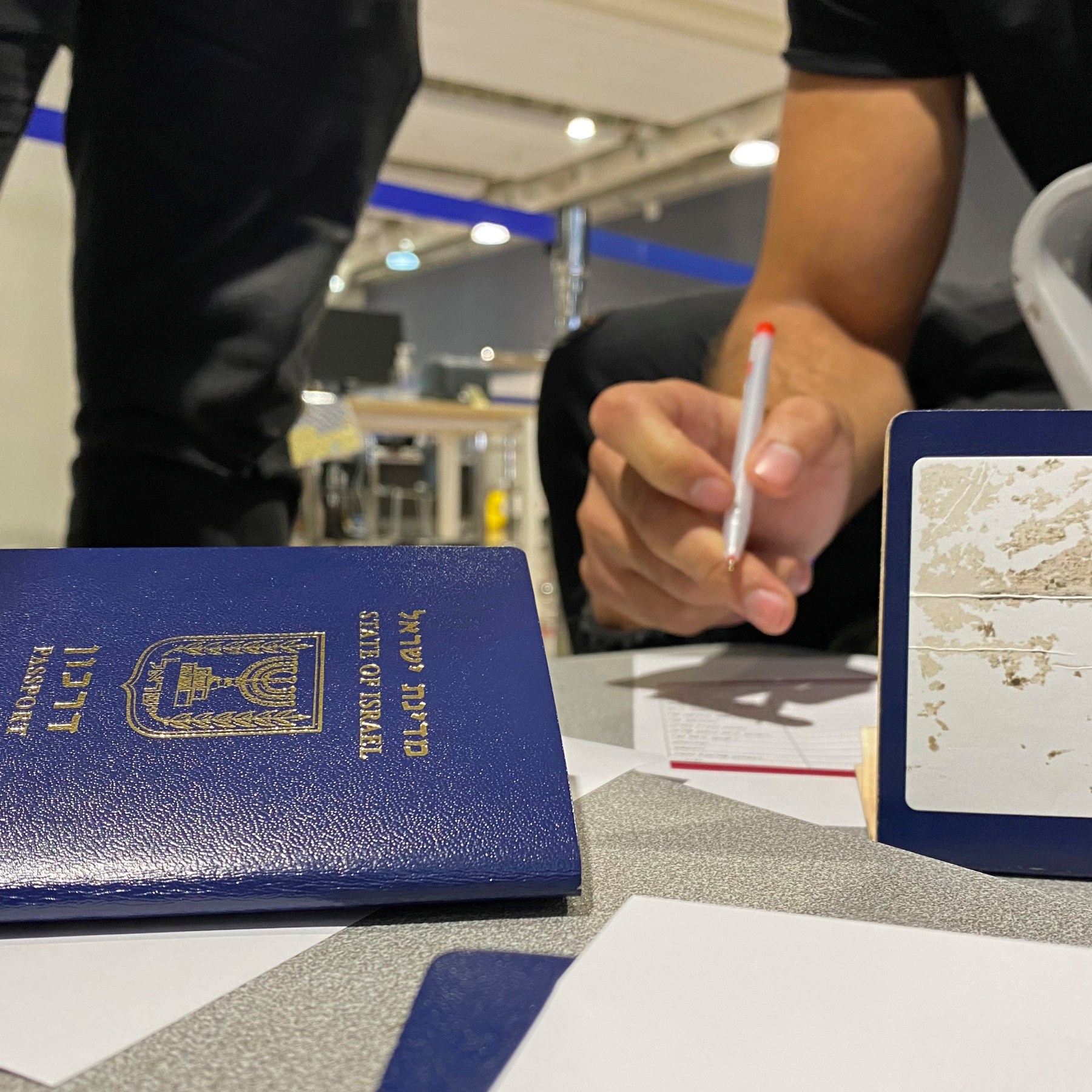ارتفاع غير مسبوق في الهجرة العكسية من إسرائيل عام 2024