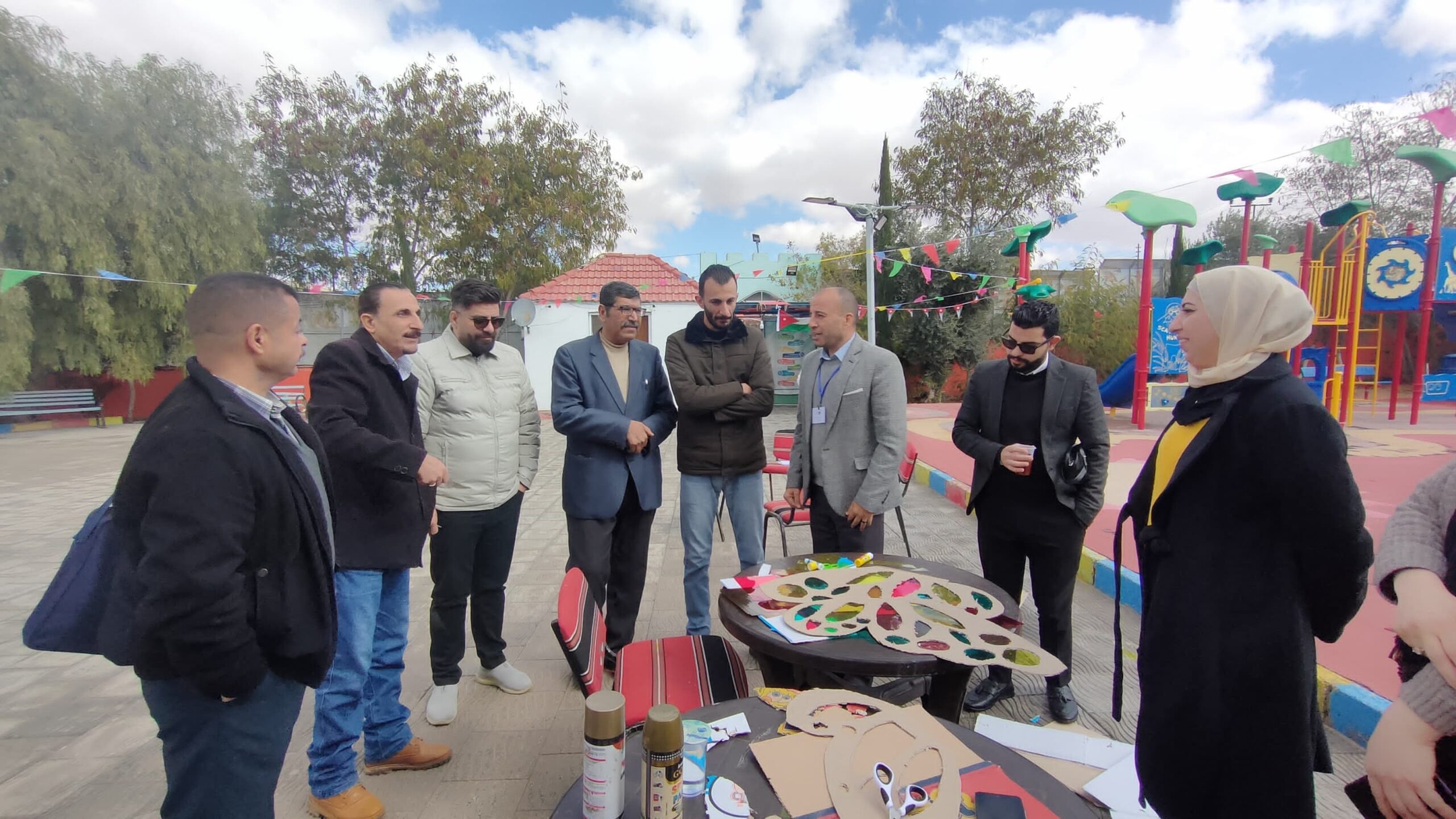 صورة حول : مركز زها الثقافي يعرض إنجازاته وتمكين المجتمع المحلي مركز زها الثقافي يعرض إنجازاته وتمكين المجتمع المحلي