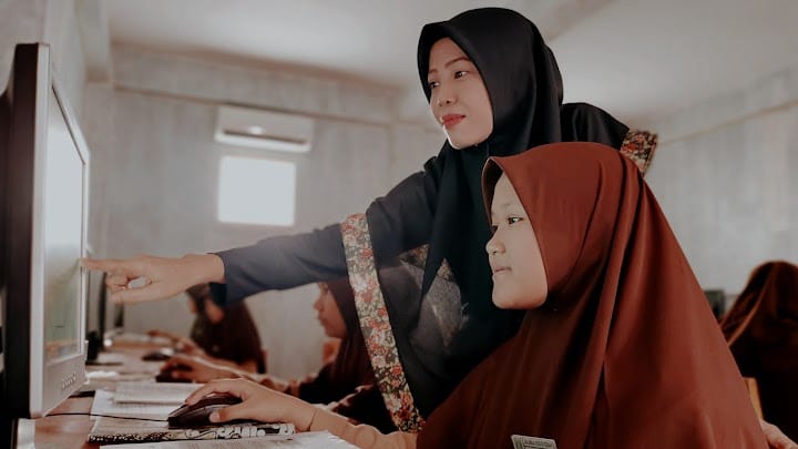 صورة حول : الزعبي يبحث توسع" برمجتي CO-DE" في إندونيسيا خلال زيارته لغرفة تجارة جاكرتا الزعبي يبحث توسع" برمجتي CO-DE" في إندونيسيا خلال زيارته لغرفة تجارة جاكرتا