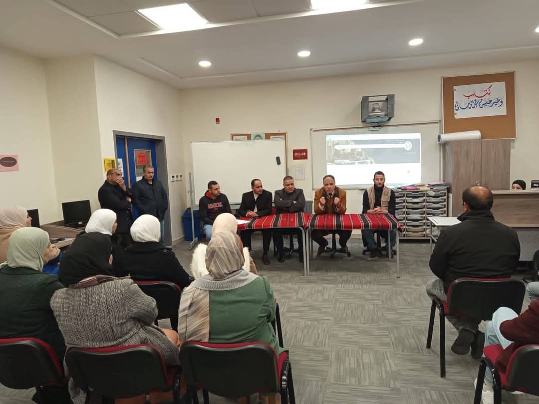 "الكورة" تنظم جلسة تعريفية بجائزة الحسن للشباب في مدارس اللواء