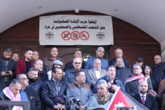 الصحفيون يعتصمون امام نقابتهم رفضا للتهجير ويؤكدون تمسكهم بلاءات الملك