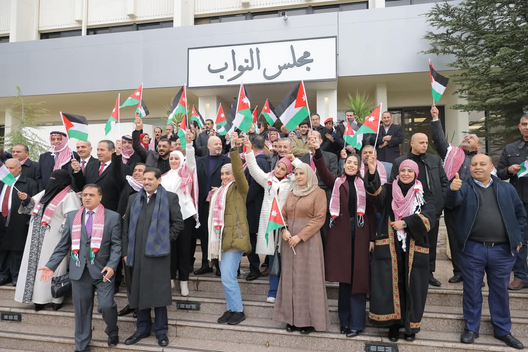 مجلس النواب يؤكد دعمه للملك بمشاركة واسعة في استقباله