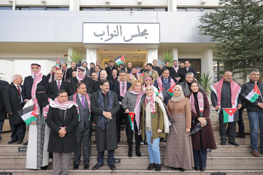 مجلس النواب يؤكد دعمه للملك بمشاركة واسعة في استقباله