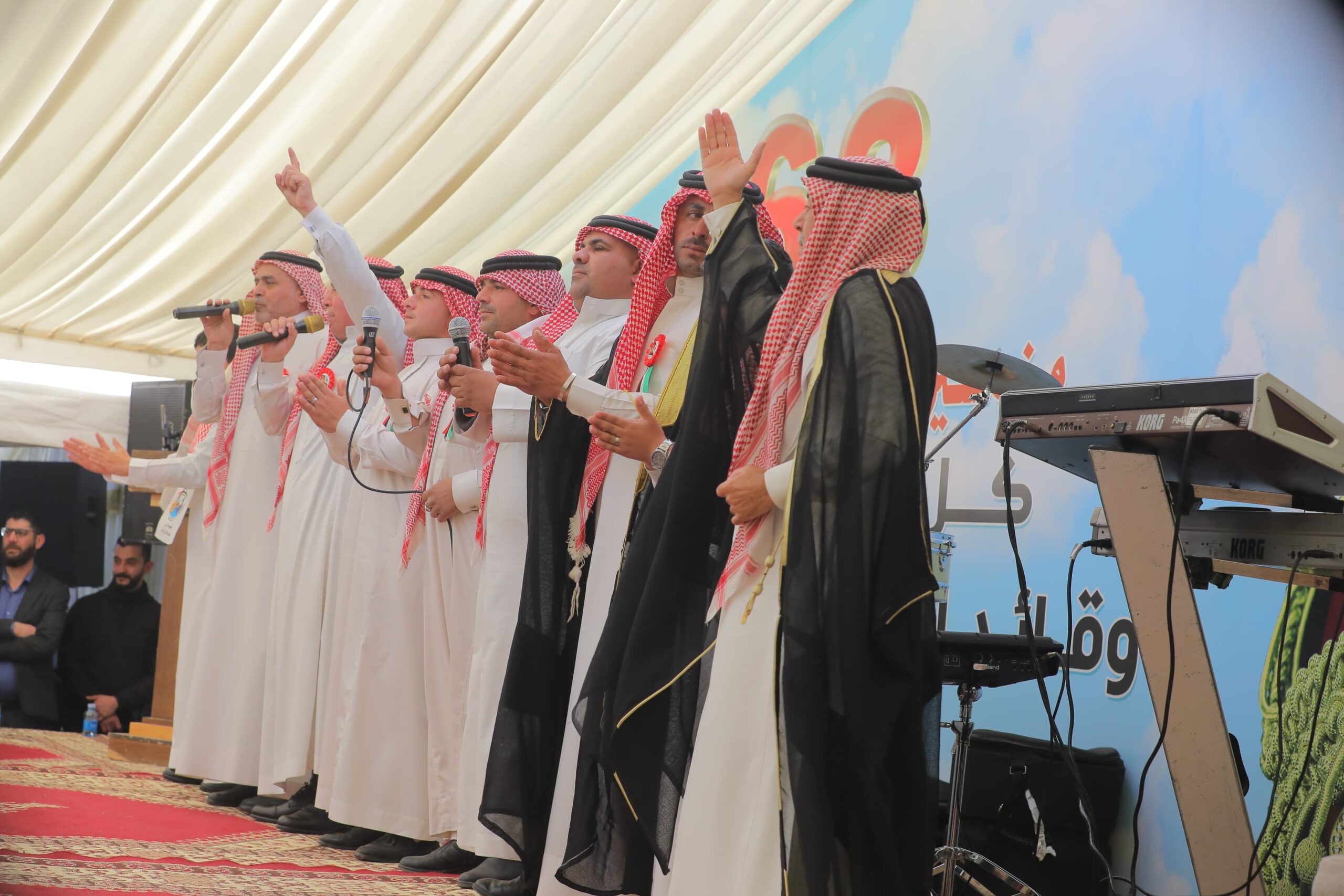 الصفدي يرعى احتفال بلدية الزرقاء بعيد ميلاد الملك