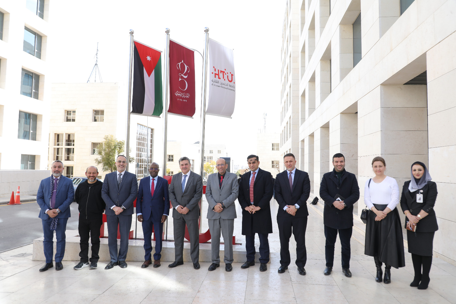 رئيس مجلس مفوضي هيئة تنظيم الاتصالات يستقبل وفد الاتحاد الدولي للاتصالات ومناقشة تعزيز التعاون الإقليمي