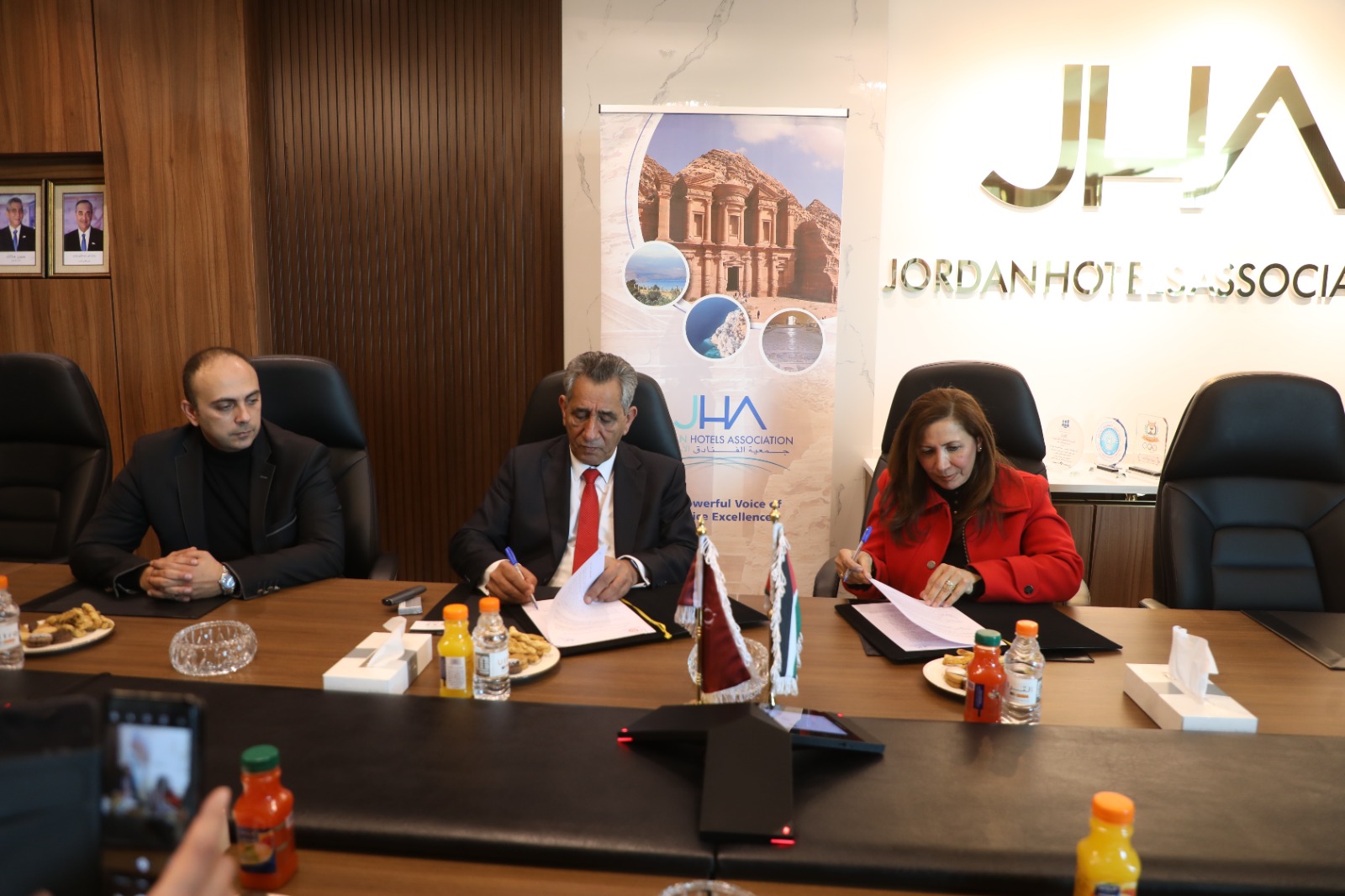 مذكرة تعاون بين "الفنادق الأردنية" وجمعية أصدقاء مرضى حساسية القمح لتعزيز الوعي الصحي
