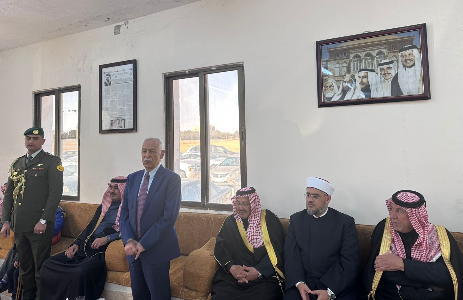 مندوبا عن الملك وولي العهد.. العيسوي يعزي الزبن والجازي والحديد