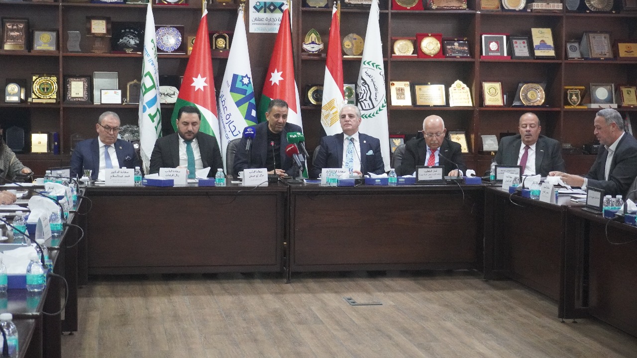المؤتمر الصحفي للاعلان عن فعاليات المعرض العربي الدولي للاثاث والمفروشات والصناعات الخشبيه