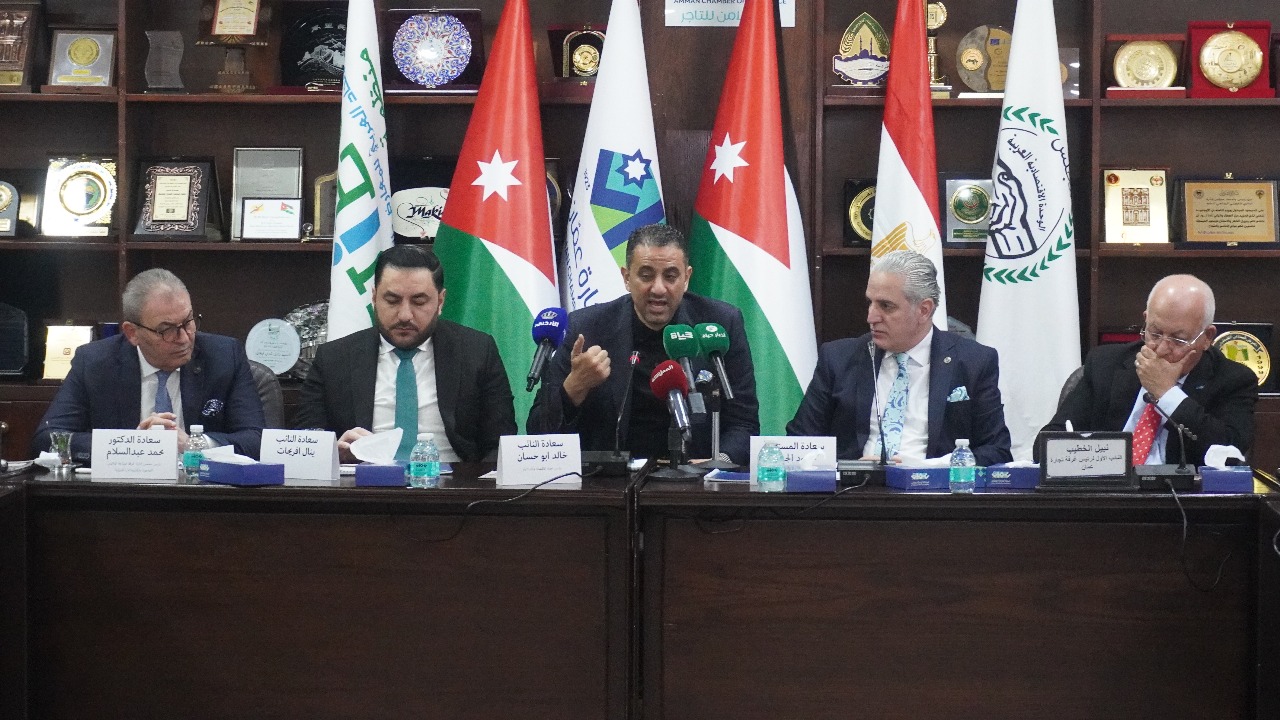 المؤتمر الصحفي للاعلان عن فعاليات المعرض العربي الدولي للاثاث والمفروشات والصناعات الخشبيه