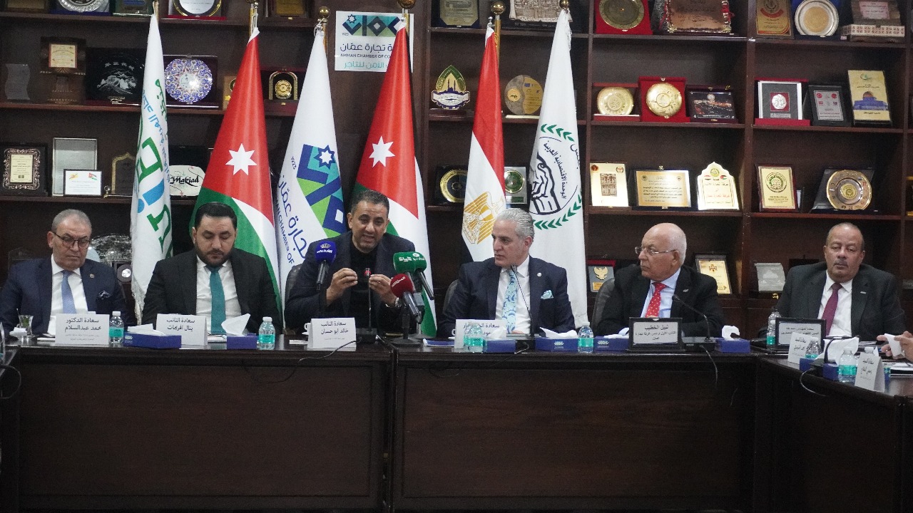 المؤتمر الصحفي للاعلان عن فعاليات المعرض العربي الدولي للاثاث والمفروشات والصناعات الخشبيه