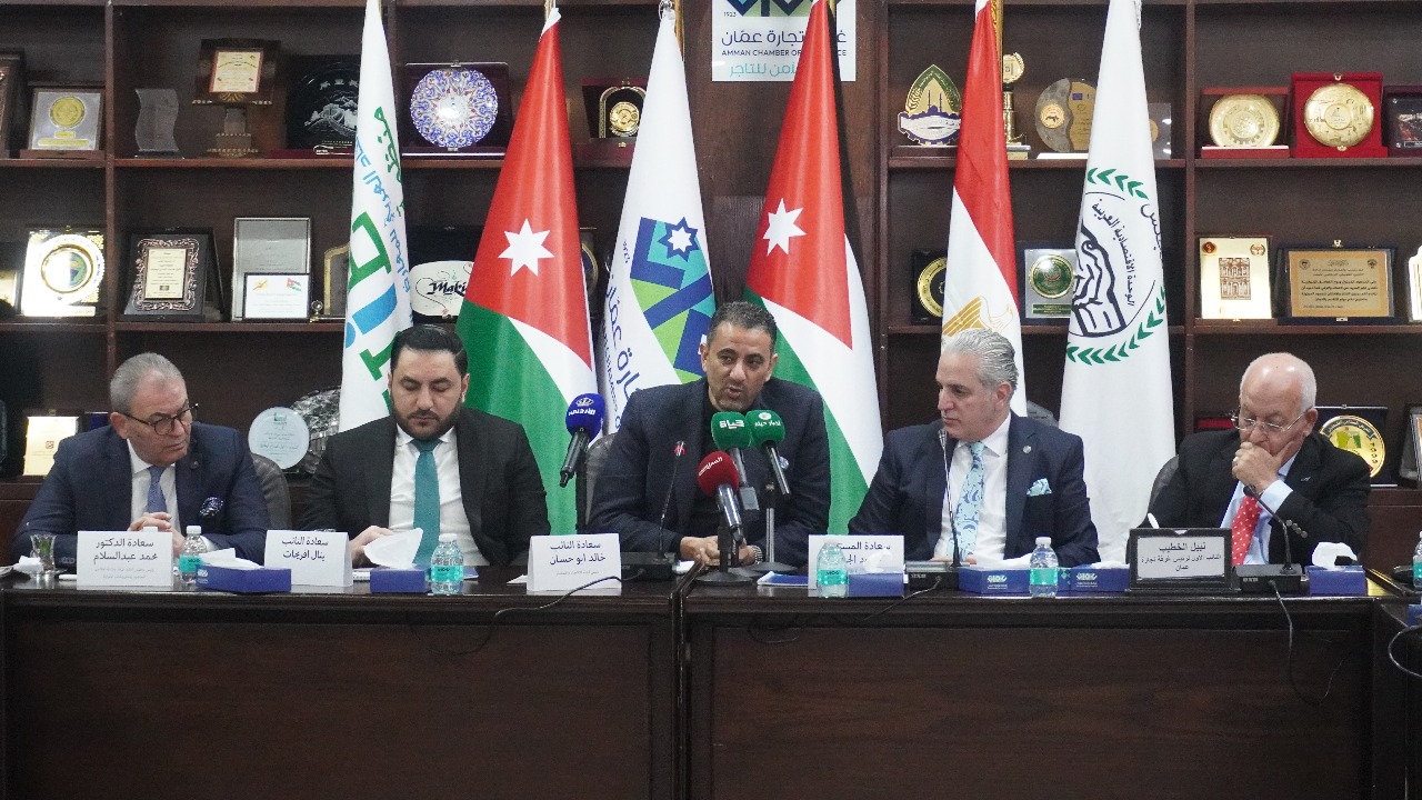 المؤتمر الصحفي للاعلان عن فعاليات المعرض العربي الدولي للاثاث والمفروشات والصناعات الخشبيه