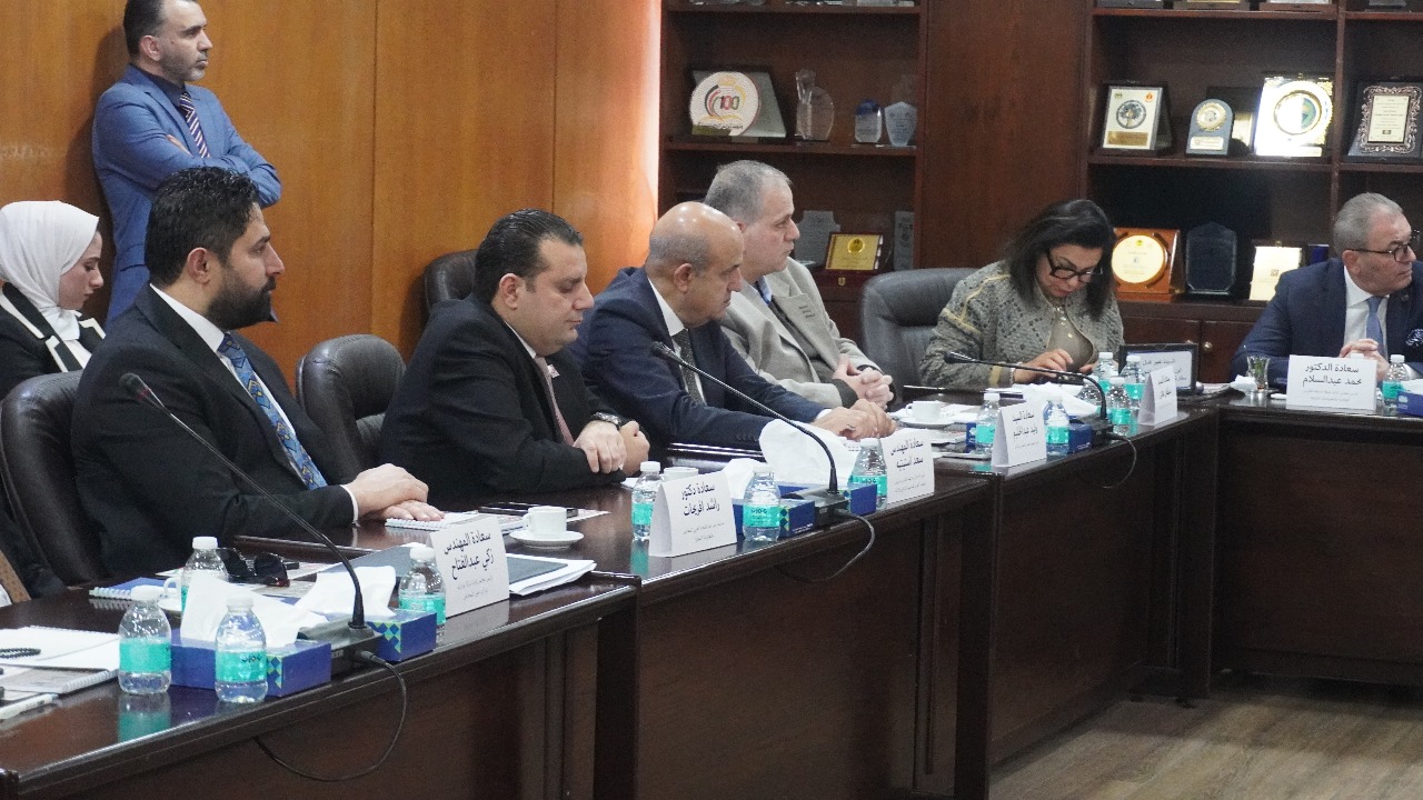 المؤتمر الصحفي للاعلان عن فعاليات المعرض العربي الدولي للاثاث والمفروشات والصناعات الخشبيه