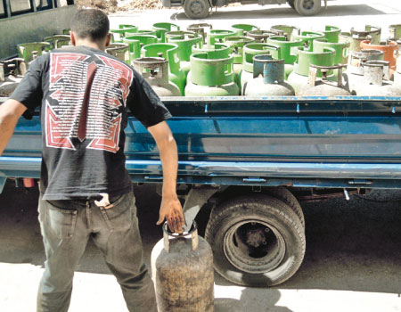 ارتفاع الطلب على الكهرباء والغاز في الأردن بفعل المنخفض الجوي