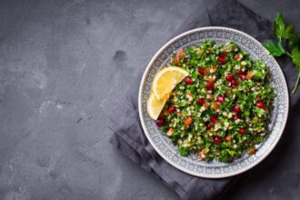 التبّولة: رحلة من المطبخ العربي إلى المأكولات العالمية