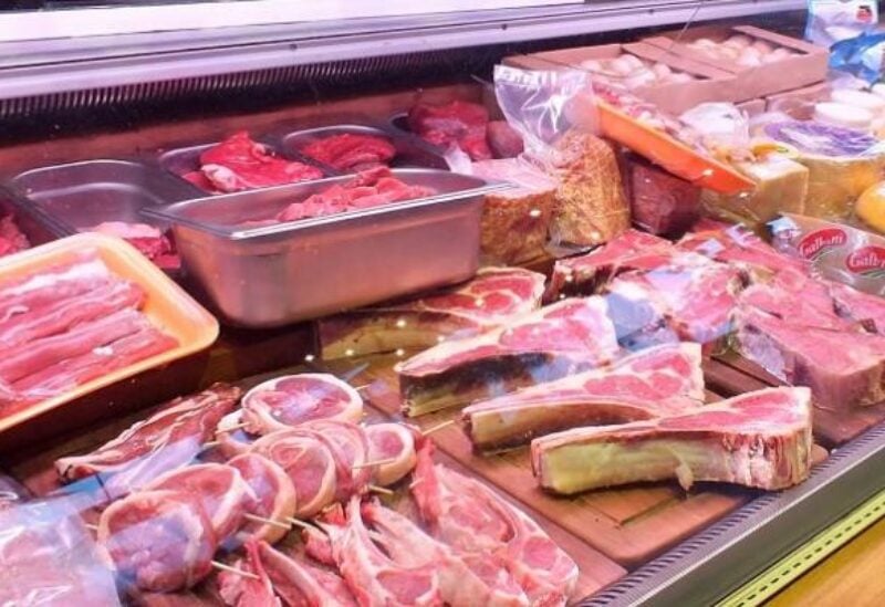 لحوم فاسدة تُعرض في الأسواق برائحة كريهة وبتواريخ مزورة