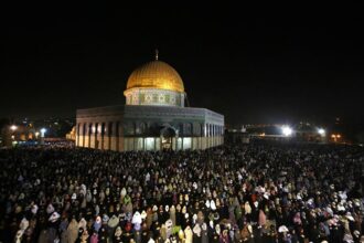 أجهزة الأمن الإسرائيلية توصي بتقييد أعداد المصلين في الأقصى برمضان