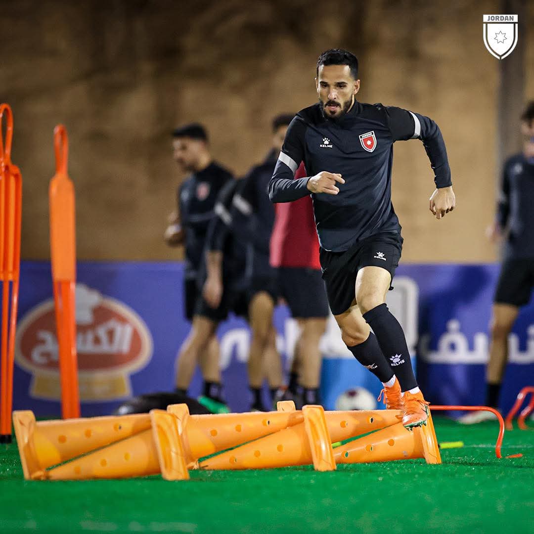 المنتخب الوطني لكرة القدم يلتقي نظيره الفلسطيني غداً