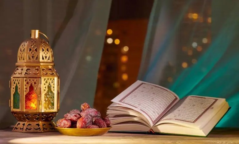 الأيام الأخيرة من رمضان: فرصة للعبادة والتقرب إلى الله