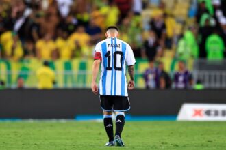 ميسي يعبّر عن أسفه لغيابه عن منتخب الأرجنتين