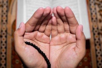 رمضان يومه الخامس.. نفحات إيمانية وأدعية مباركة