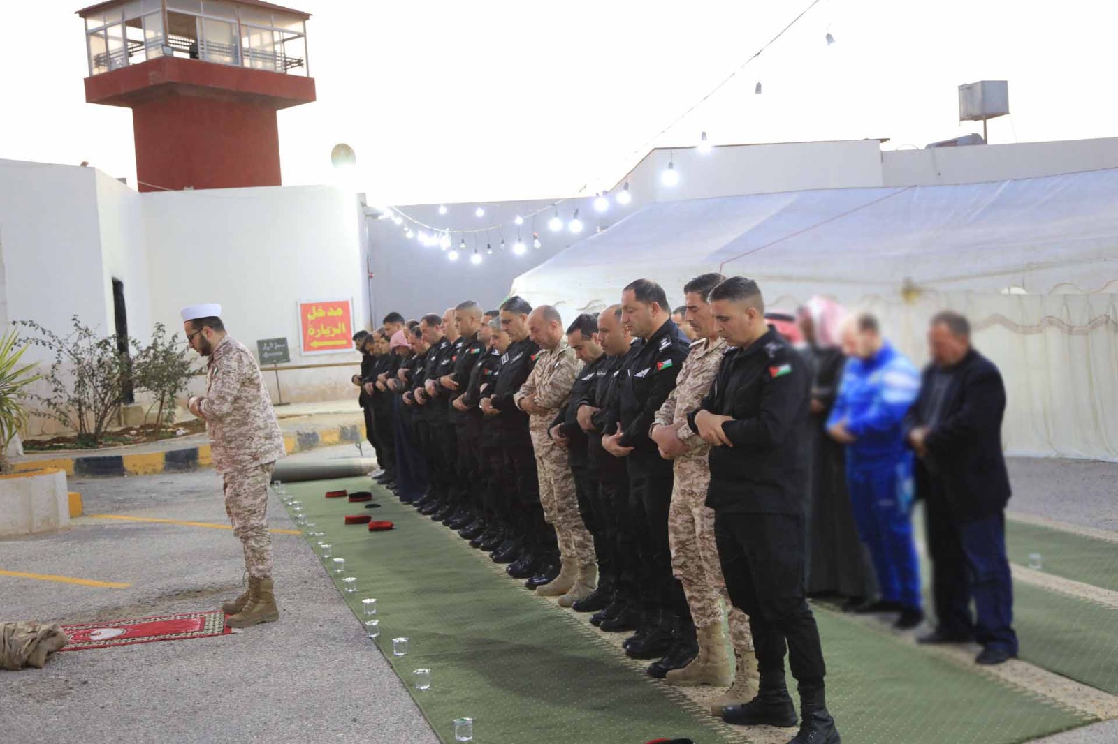 إفطارات رمضانية للنزلاء وذويهم على موائد مركز الاصلاح والتأهيل العسكري