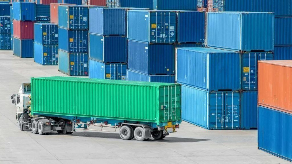 71827 حاوية بضائع ترد ميناء حاويات العقبة