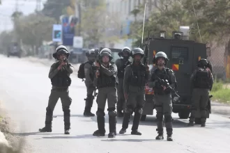الجيش الاسرائيلي يعتقل 30 فلسطينياً في الضفة الغربية